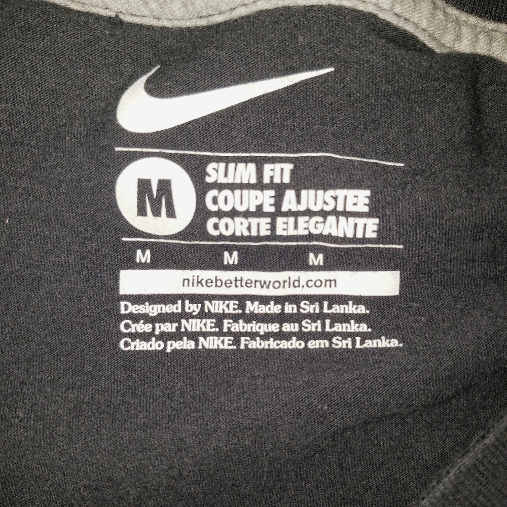 Nike Slim Fit Tee - Picture 3 of 4